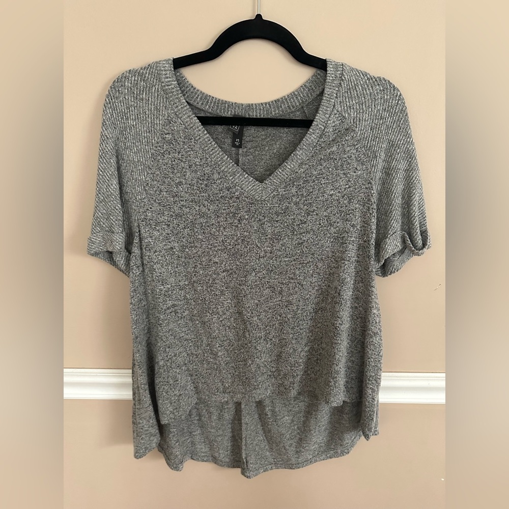 ALYA Soft Tee